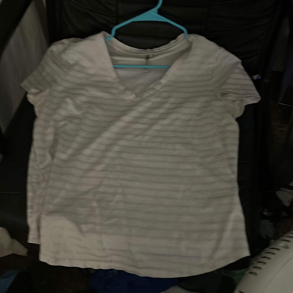 Short sleeve silver stripe Banana Republic r-shirt -large